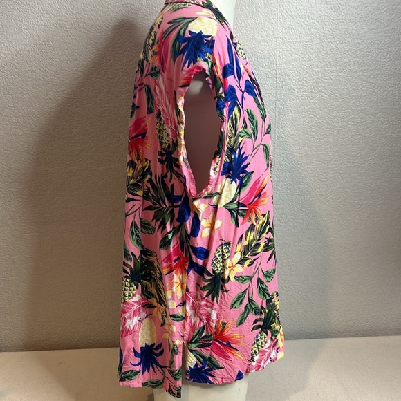 Kiwi Fresh Tropical Button-Up Blouse | Size 1X | Pineapple & Floral Print - Picture 5 of 7
